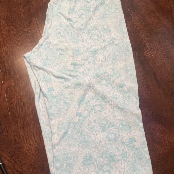 PJ Set by Miss Elaine in Size XL - Picture 10 of 10